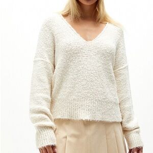 NEW We the Free People Theo V Neck Drop Shoulder Sweater Cream Fuzzy Large NWOT